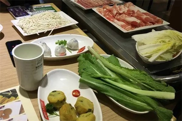 保定绿叶火锅