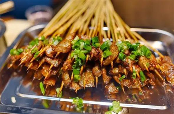爱串门湘西小串烧烤