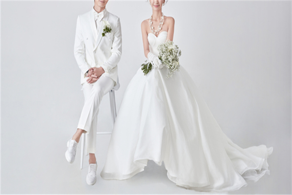 玛雅婚纱摄影加盟