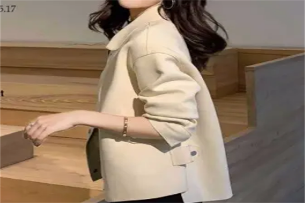 俪亨国际女装
