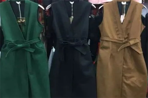 银翔女装加盟