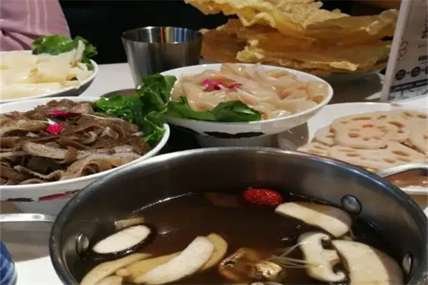 乐世界火锅加盟