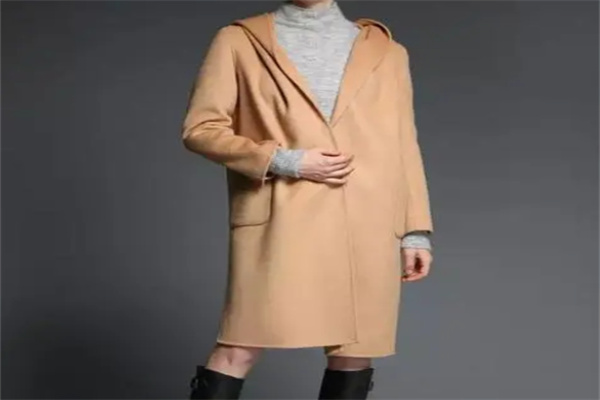bouthentique女装