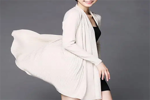银素女装加盟