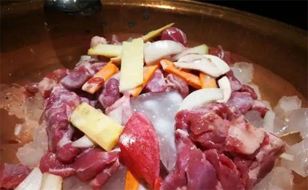 泽成冰煮羊