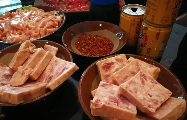 耙二哥腰片王老火锅