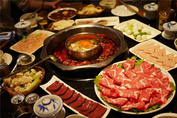 染炉鲜牛肉火锅