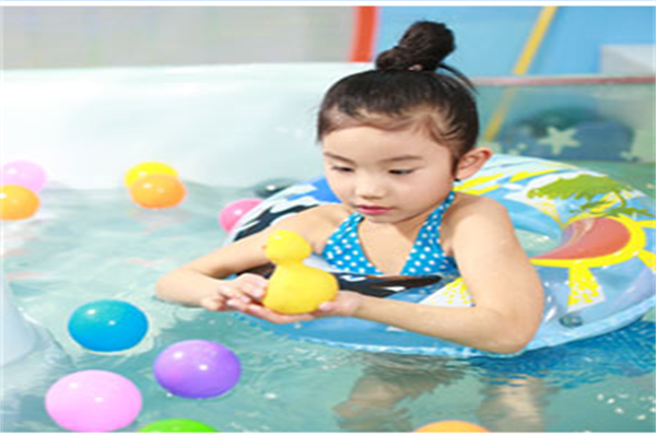 小当家婴幼儿游泳馆