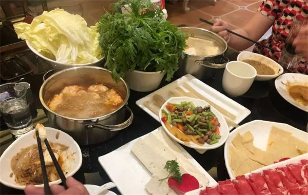 忆春秋肥牛火锅
