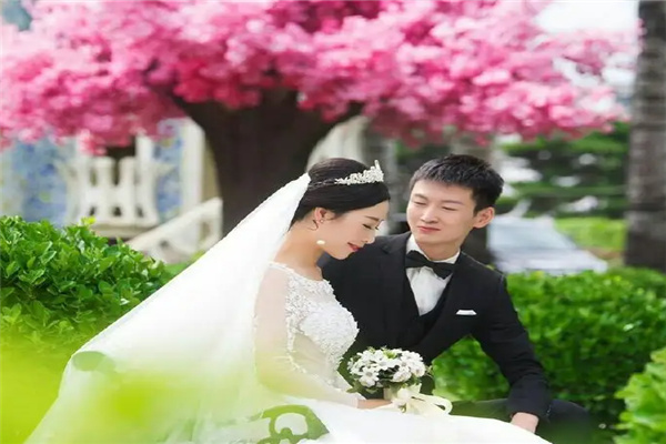 水晶恋婚纱摄影
