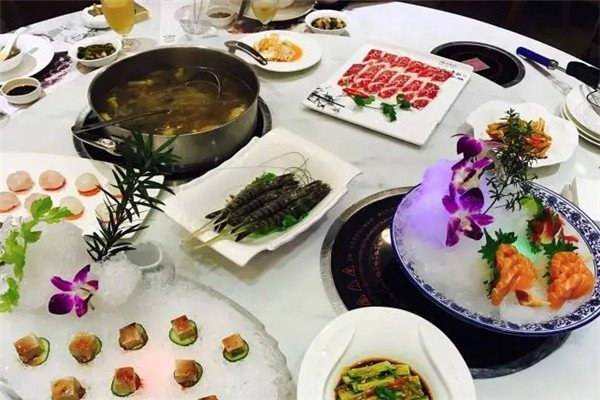 鲜美荟海鲜火锅