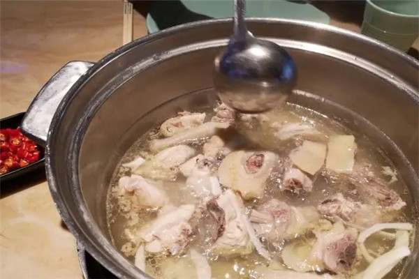 云泉椰子鸡