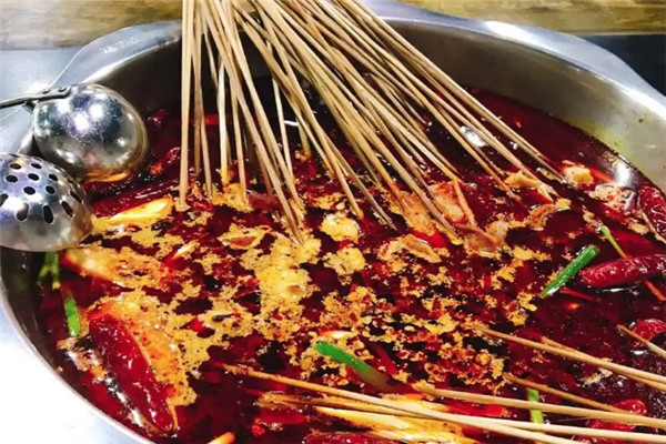 小胡子串串火锅