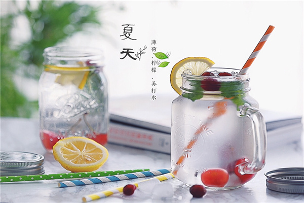 依能苏打水