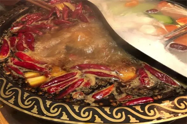 小两口烤鱼牛杂火锅
