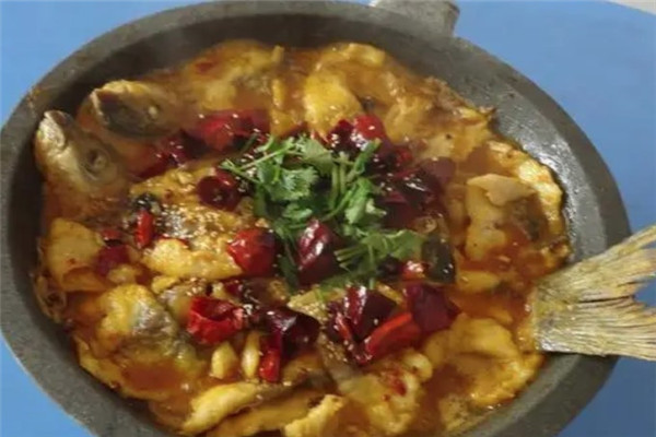 巴乡锅子鱼