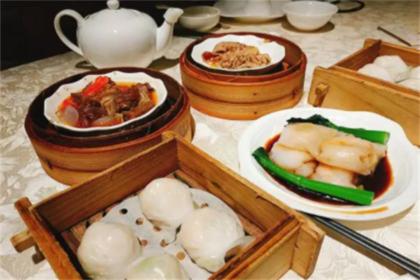 六六港式茶餐厅加盟