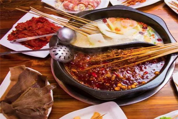 小巷子老串串香火锅