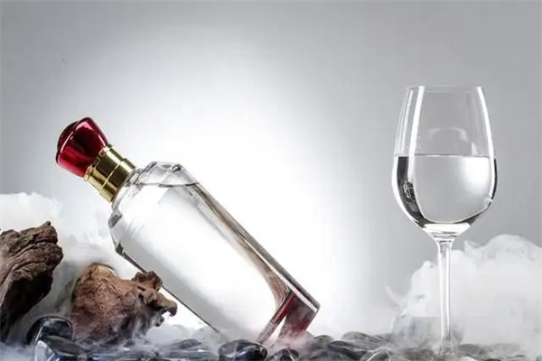 承德久强酒业