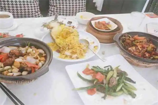澳门玥十五茶餐厅加盟