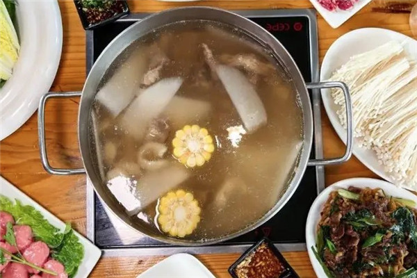 小两口烤鱼牛杂火锅