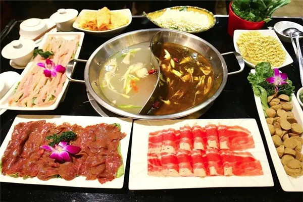 新鲜牛肉火锅汤粉