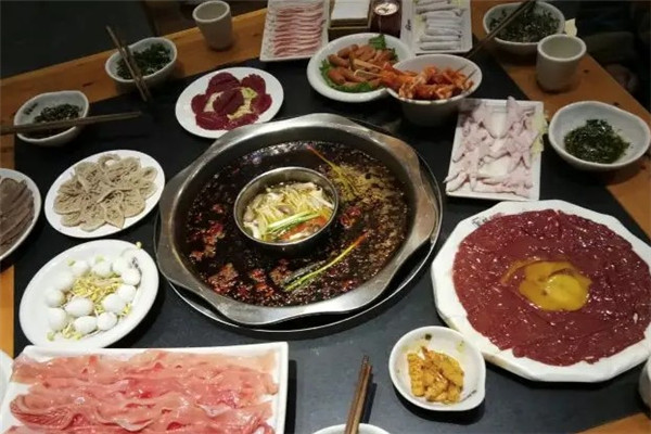 蜀南风情老火锅
