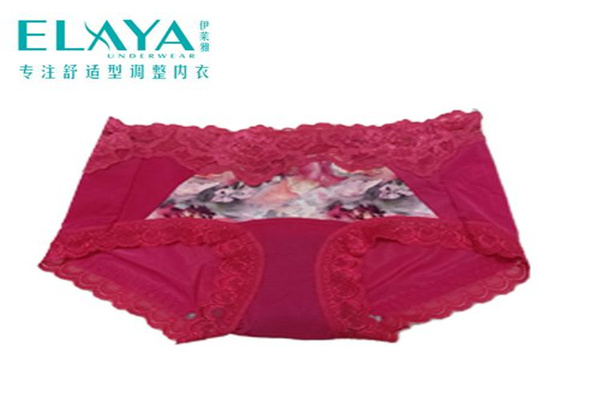 伊莱雅女装加盟