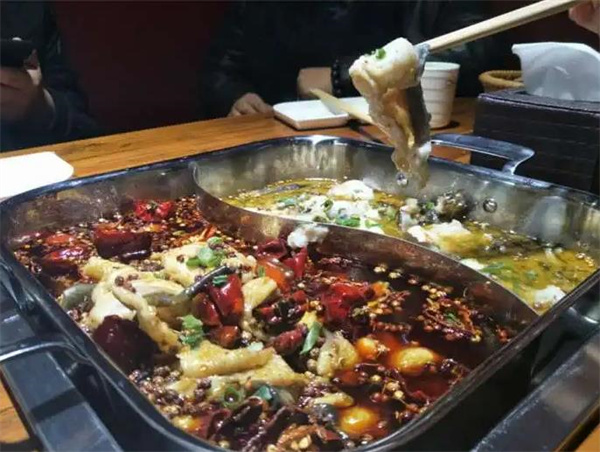 赏渔重庆鱼火锅