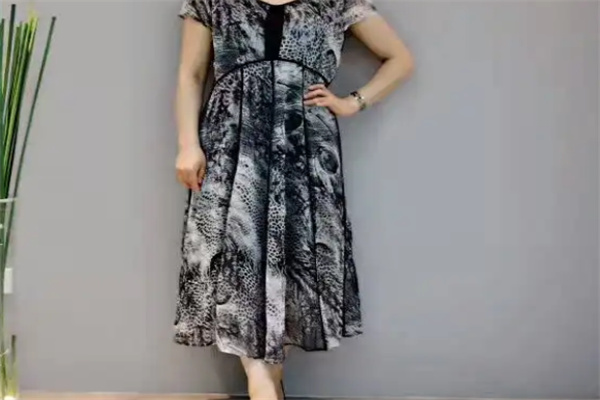 依达利米兰女装加盟