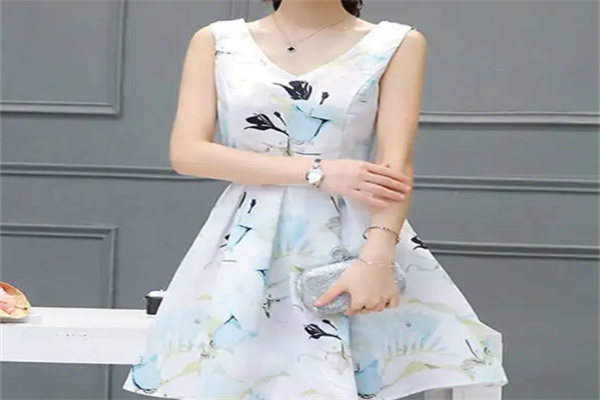 迪牛斯女装加盟