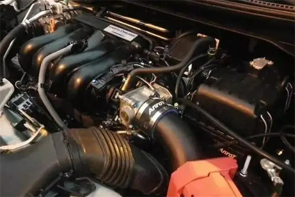 赛跑者省油涡轮加盟