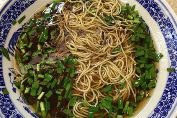面为天镇江锅盖面