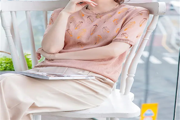 湘颜服饰加盟