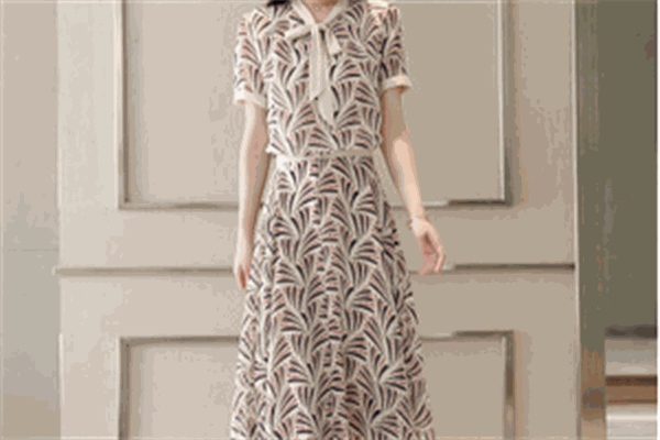 Zhaiyanxin女装