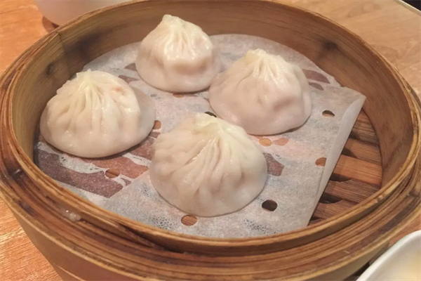包麦乐小笼包