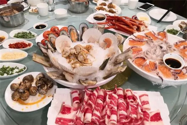 80后老火锅