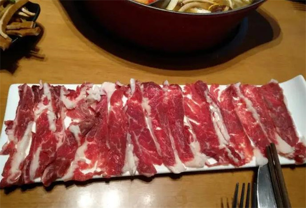 庖丁家鲜牛肉火锅