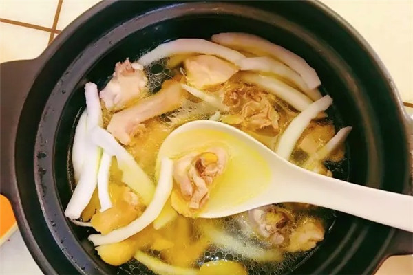 原厨炖汤椰子鸡