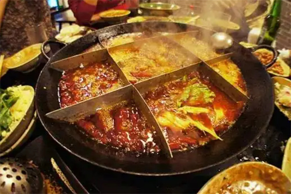 大草原羊蝎子火锅店