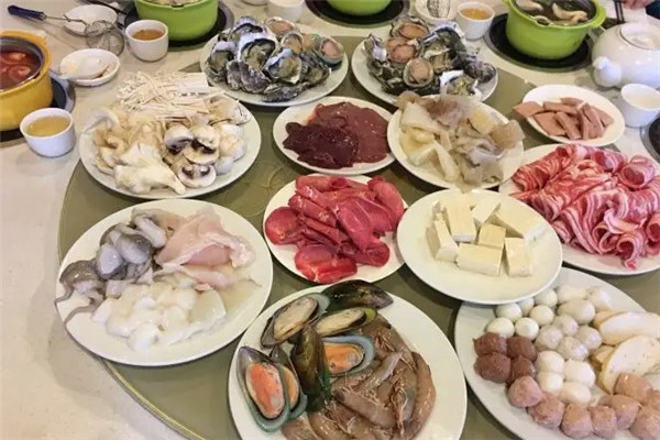 鸿运海鲜火锅