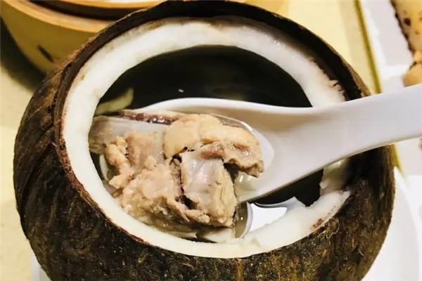 原厨炖汤椰子鸡