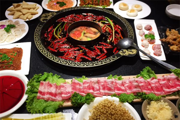 大草原羊蝎子火锅店