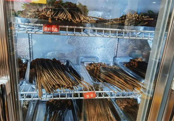尖货串串火锅