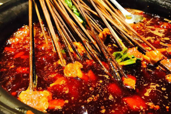 八零后冷锅串串加盟