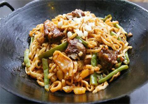古乡居铁锅焖面