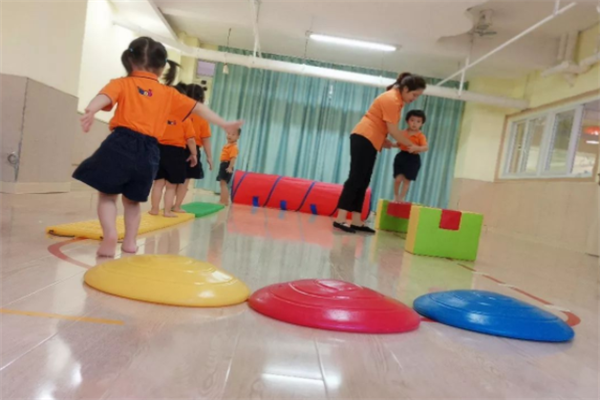 智恬婴幼托育中心加盟
