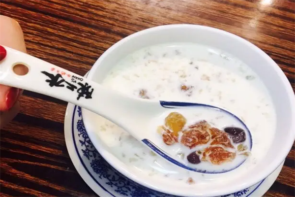 陈二水牛奶
