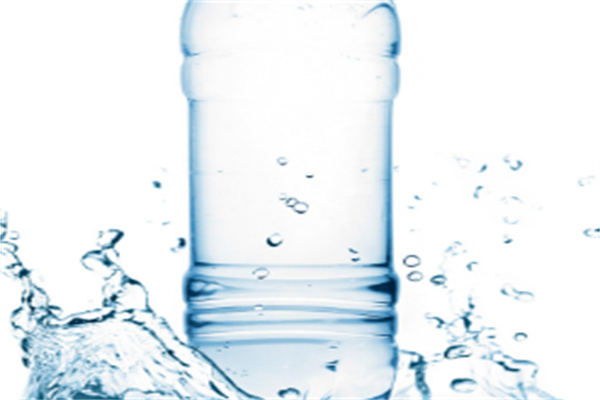 九千万矿泉水