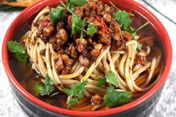 南屯牛肉手拉面